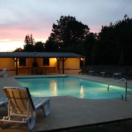 Manoir De La Basse-Cour Bed & Breakfast Asnieres-sur-Vegre Eksteriør bilde