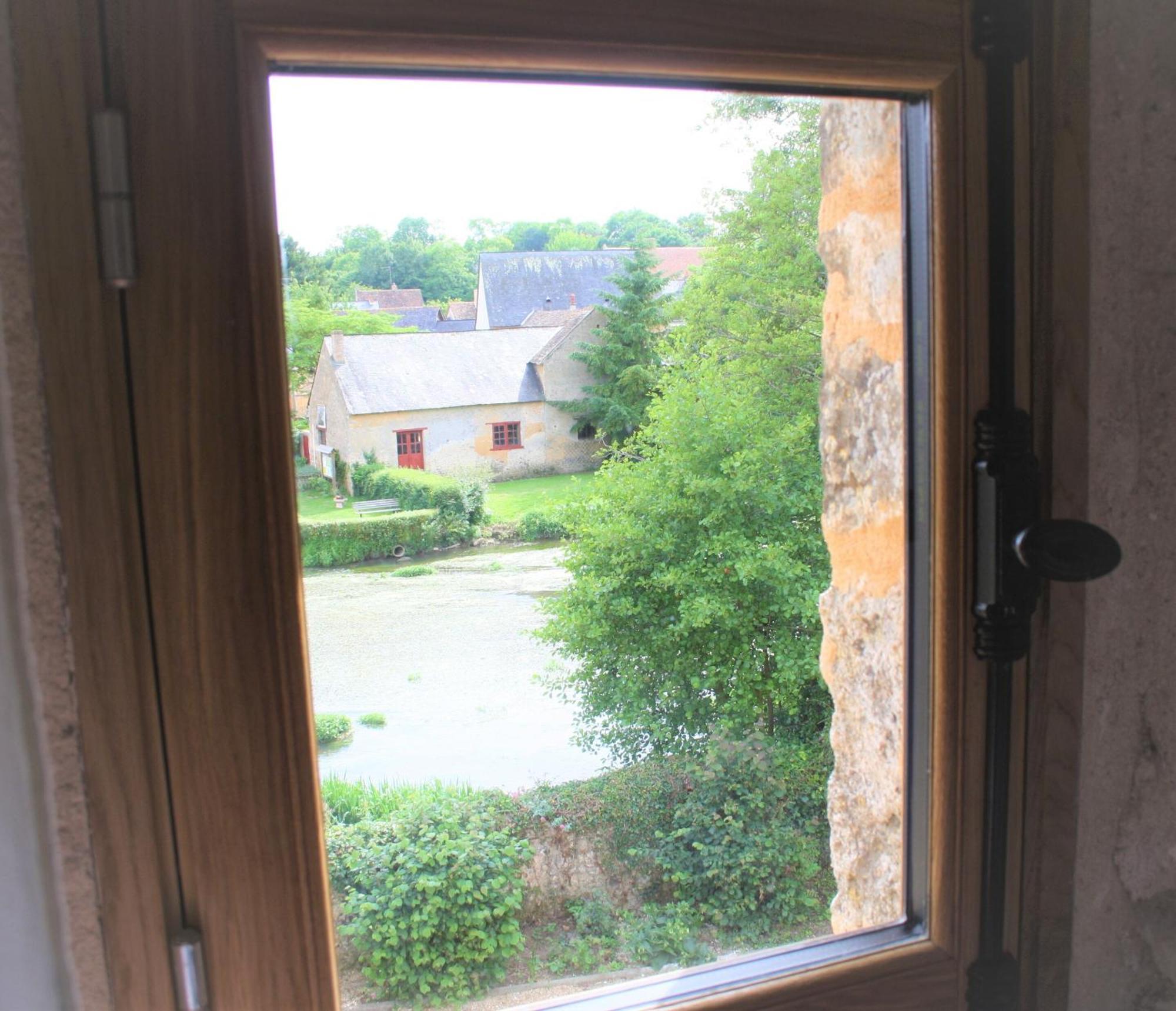 Manoir De La Basse-Cour Bed & Breakfast Asnieres-sur-Vegre Eksteriør bilde